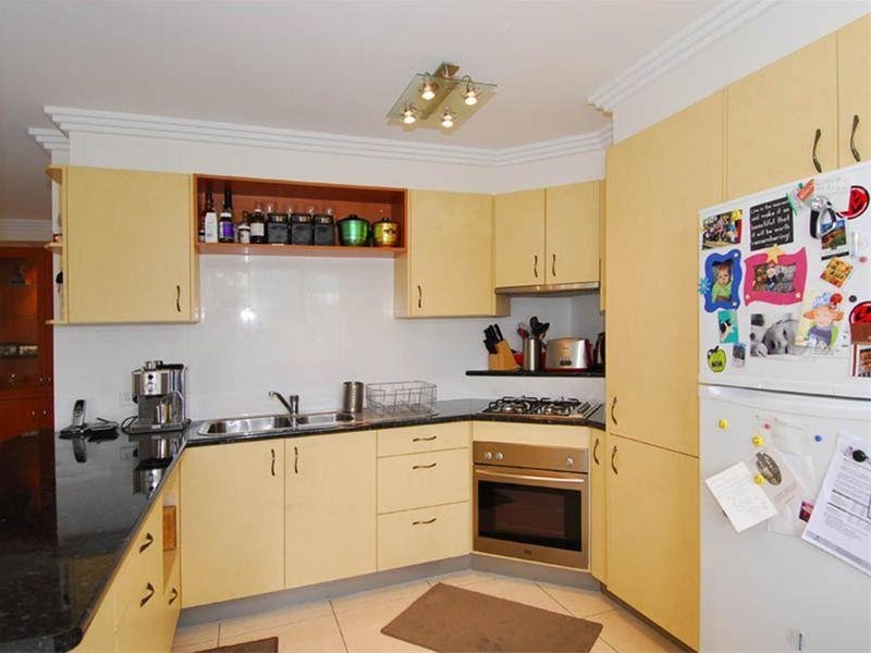 18/574 Boundary Street, Spring Hill QLD 4000