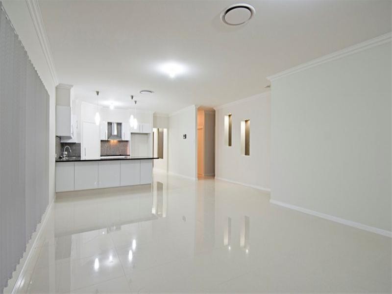 16 Mimi Court, Mount Warren Park QLD 4207