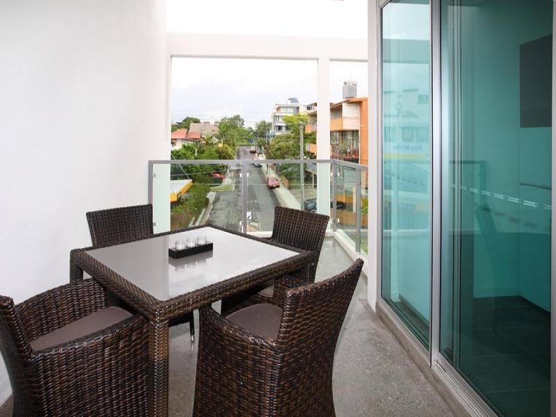 2/612 Brunswick Street, New Farm QLD 4005