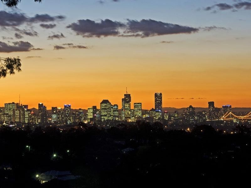 3 Stoneleigh Street, Coorparoo QLD 4151