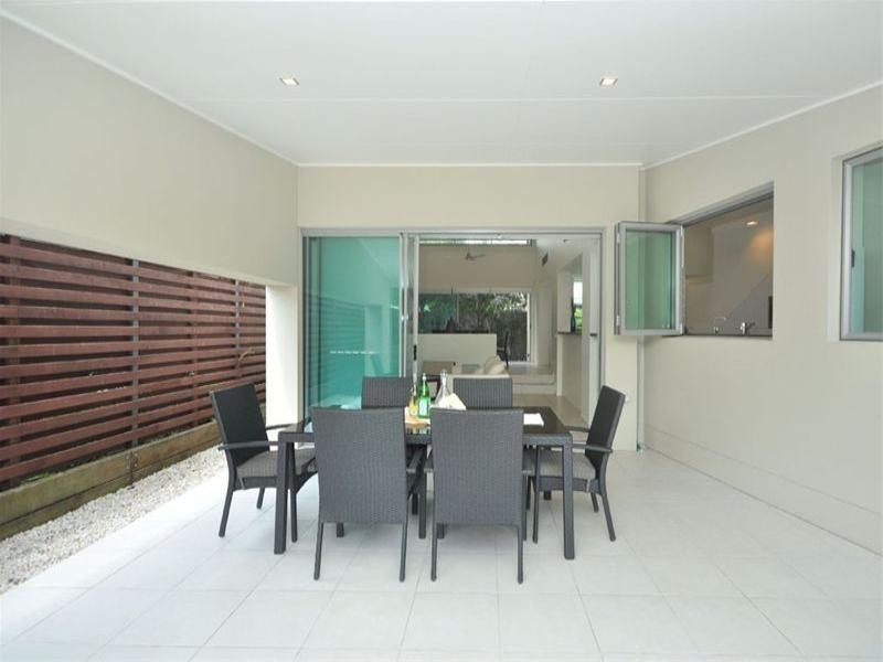 14 Hopetoun Way, New Farm QLD 4005