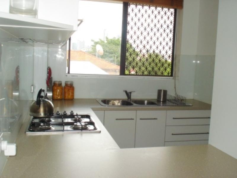 10/304 Harcourt Street, Newstead QLD 4006