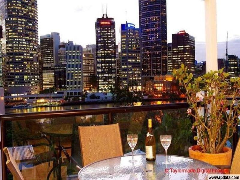 63/161 Main Street, Kangaroo Point QLD 4169