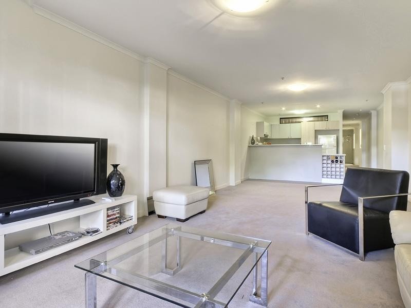 125/54 Vernon Terrace, Teneriffe QLD 4005