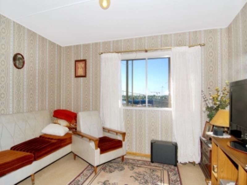 24 Cowlishaw Street, Bowen Hills QLD 4006