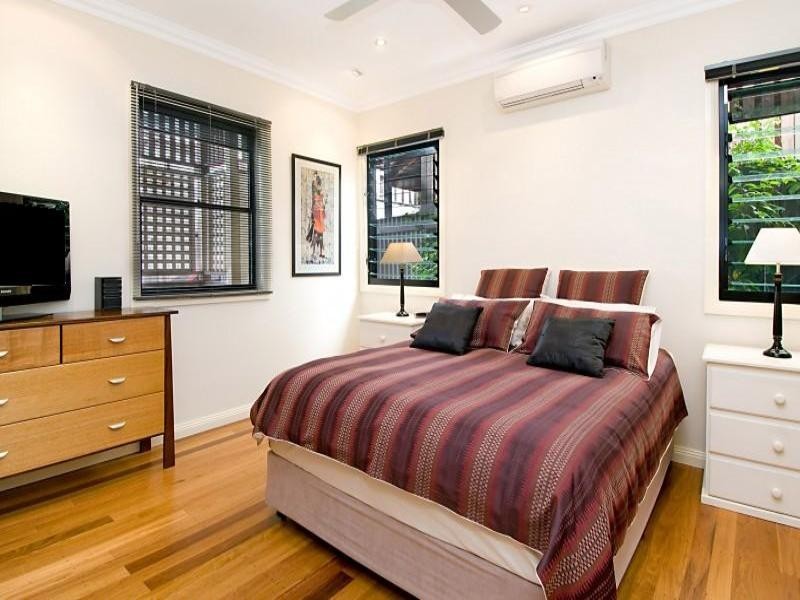 1 Bartley Street, Spring Hill QLD 4000