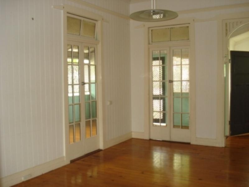 8 Lechmere Street, New Farm QLD 4005