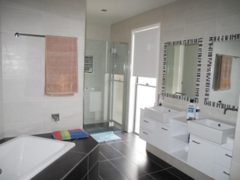 65 Red Gum Crescent, Wakerley QLD 4154