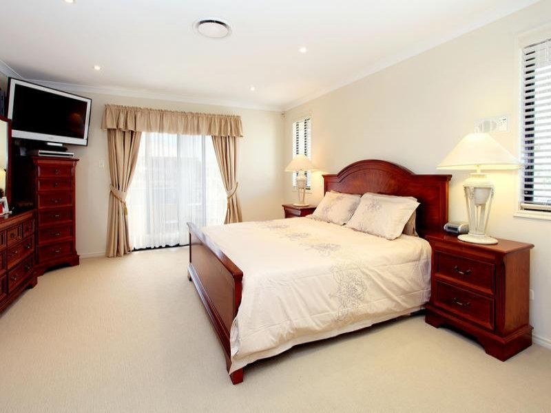 12 Trequanda Place, Bridgeman Downs QLD 4035