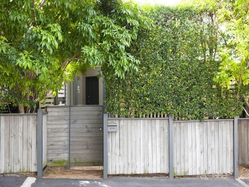 2/58 York Parade ( Fronting Union street), Spring Hill QLD 4000