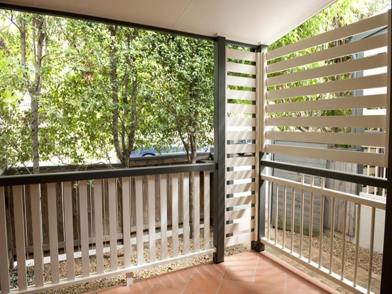 2/58 York Parade ( Fronting Union street), Spring Hill QLD 4000