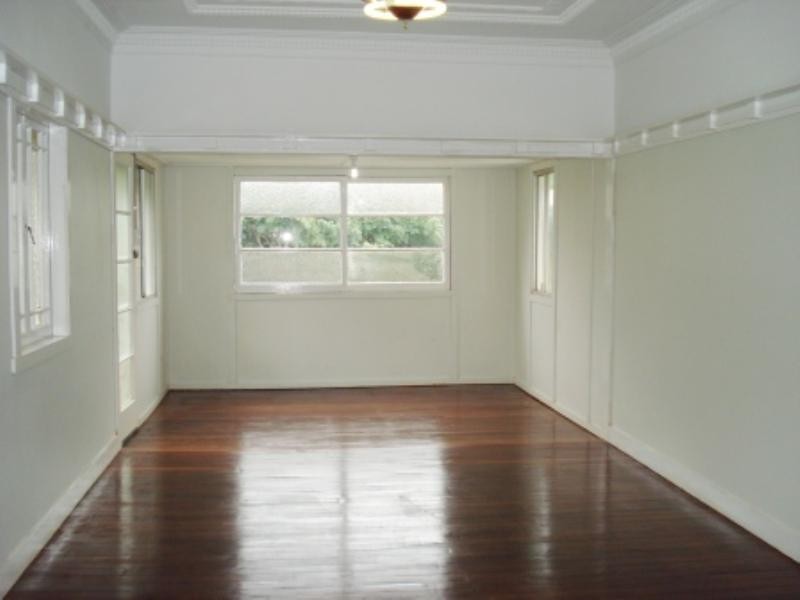 5 Carroll Crescent, Grange QLD 4051