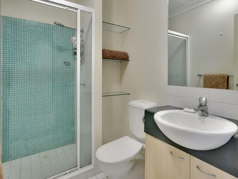 8/7 Grimes Street, Auchenflower QLD 4066