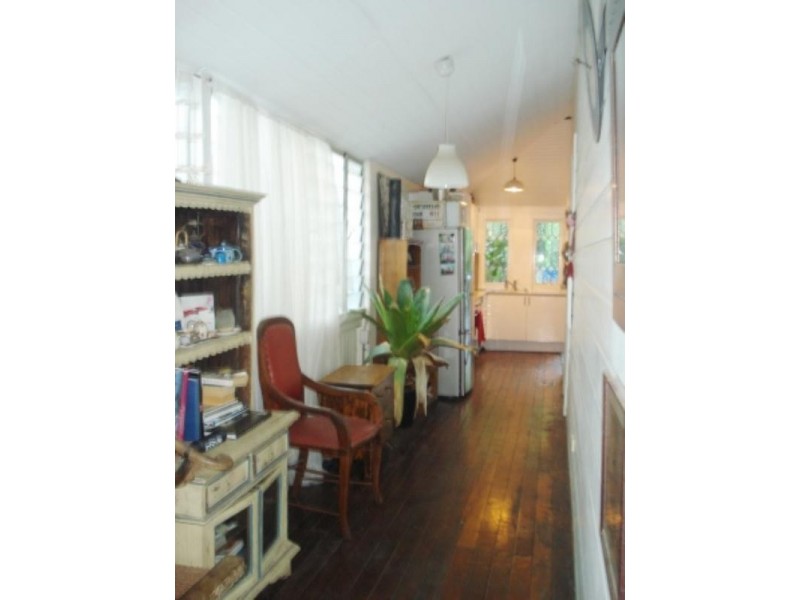 311 Harcourt Street, Newstead QLD 4006