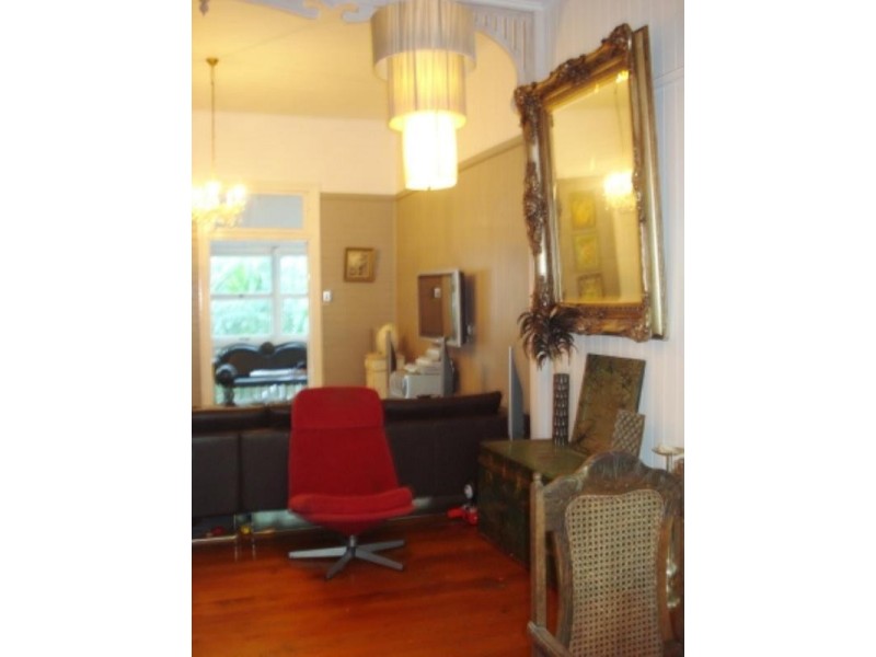 311 Harcourt Street, Newstead QLD 4006