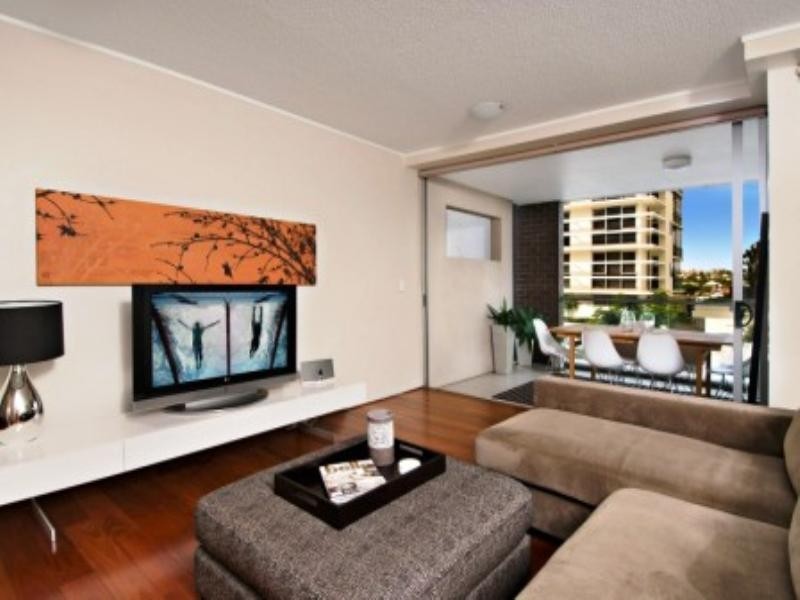 10/8-12 Macquarie Street, Teneriffe QLD 4005