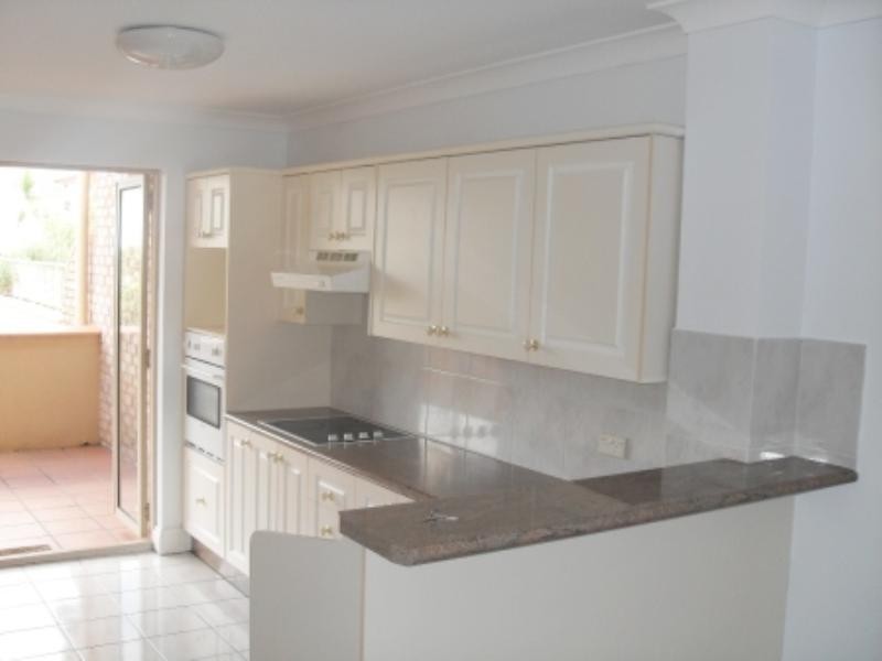 8/79 James Street, New Farm QLD 4005