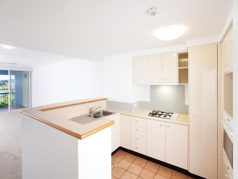 81/39 Vernon Terrace, Teneriffe QLD 4005