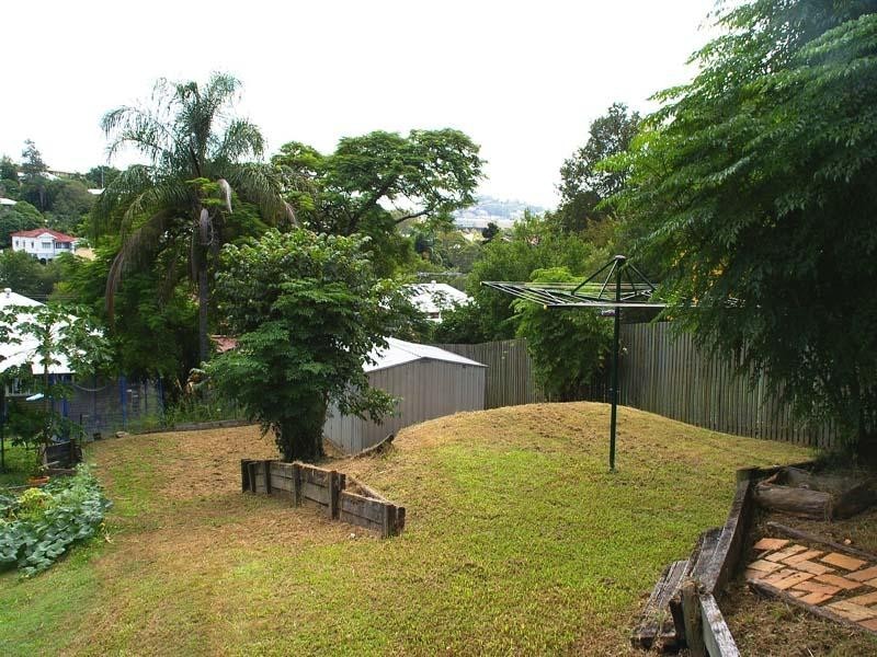 6 Wyndham Street, Herston QLD 4006