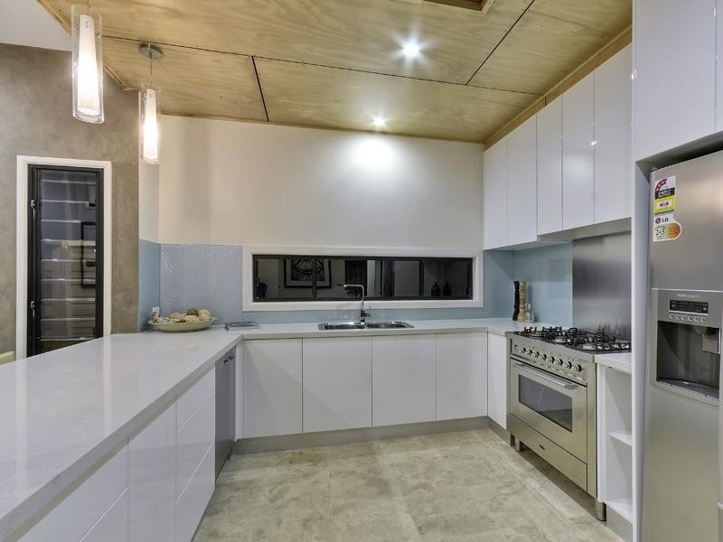 18 Beeston, New Farm QLD 4005
