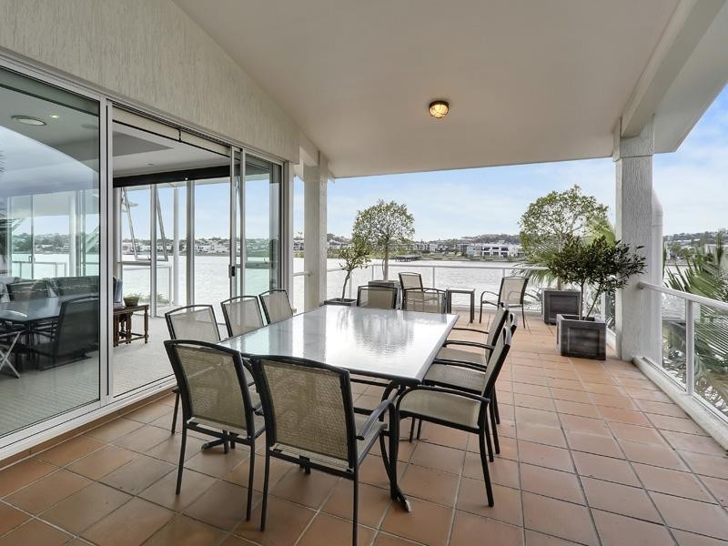 10/15 Vernon Terrace, Teneriffe QLD 4005