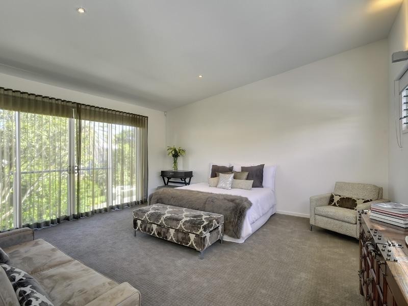 30 Chambers Street, New Farm QLD 4005