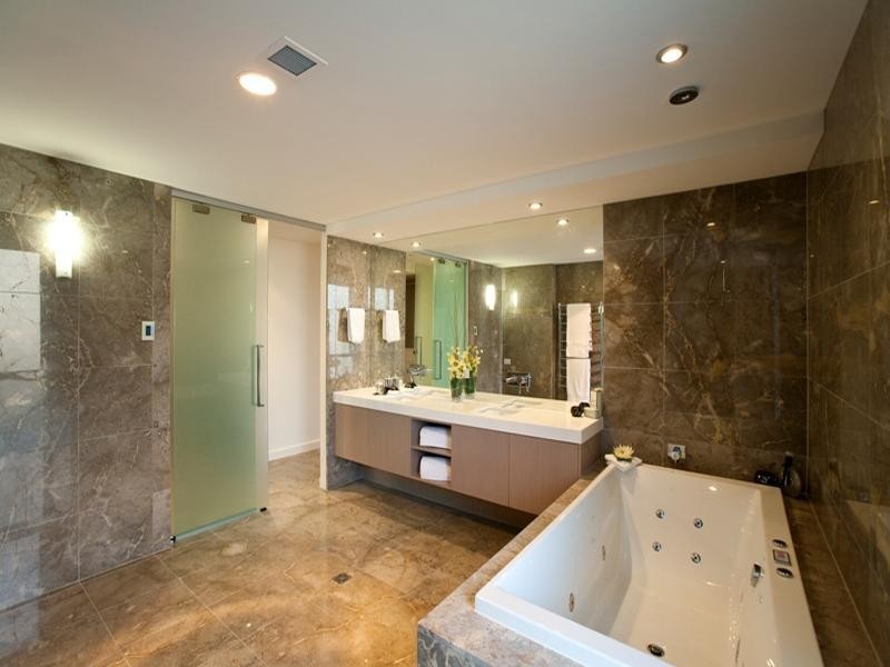 2/288 Swann Road, St Lucia QLD 4067