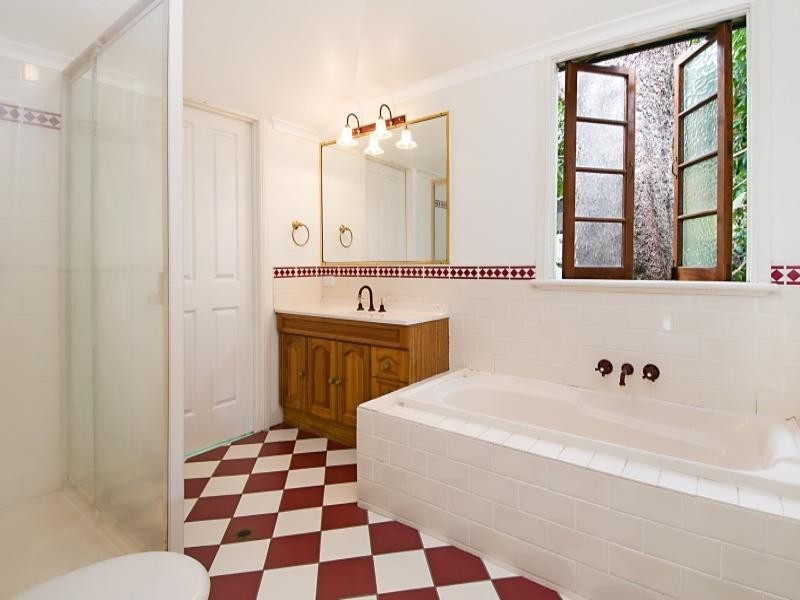 216 Water Street, Spring Hill QLD 4000