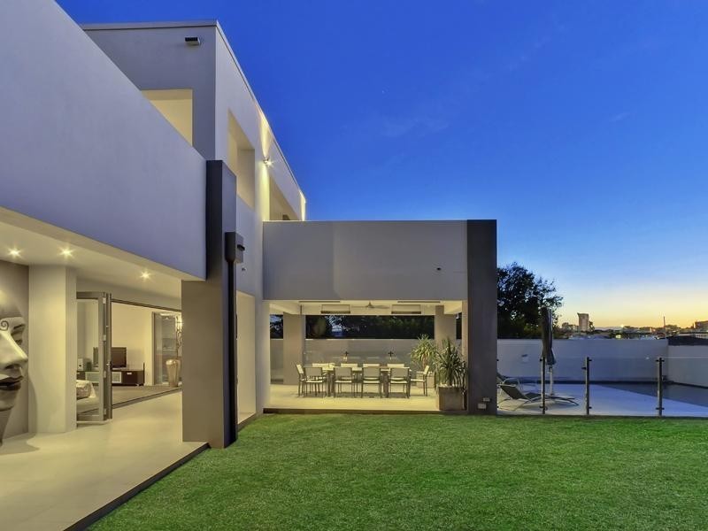 256 Kent Street, New Farm QLD 4005