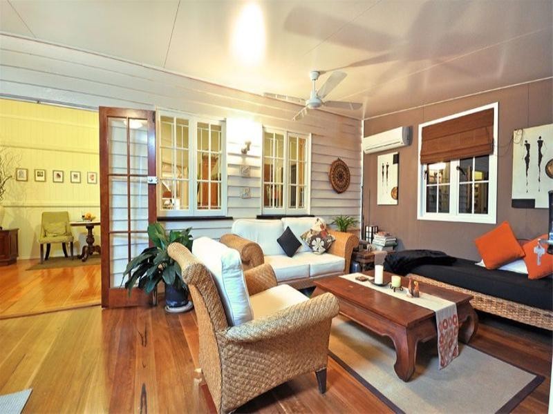 49 Joynt Street, Hamilton QLD 4007