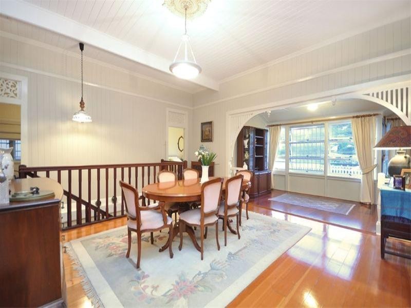 49 Joynt Street, Hamilton QLD 4007