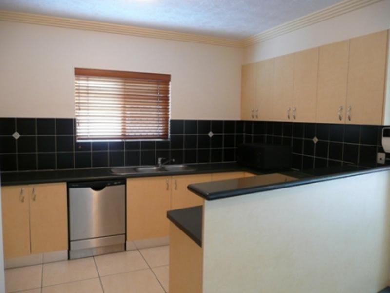 9/9 Newstead Avenue, Newstead QLD 4006