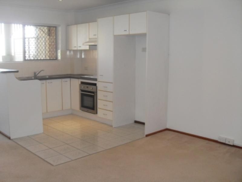 10/12 Little Street, Albion QLD 4010