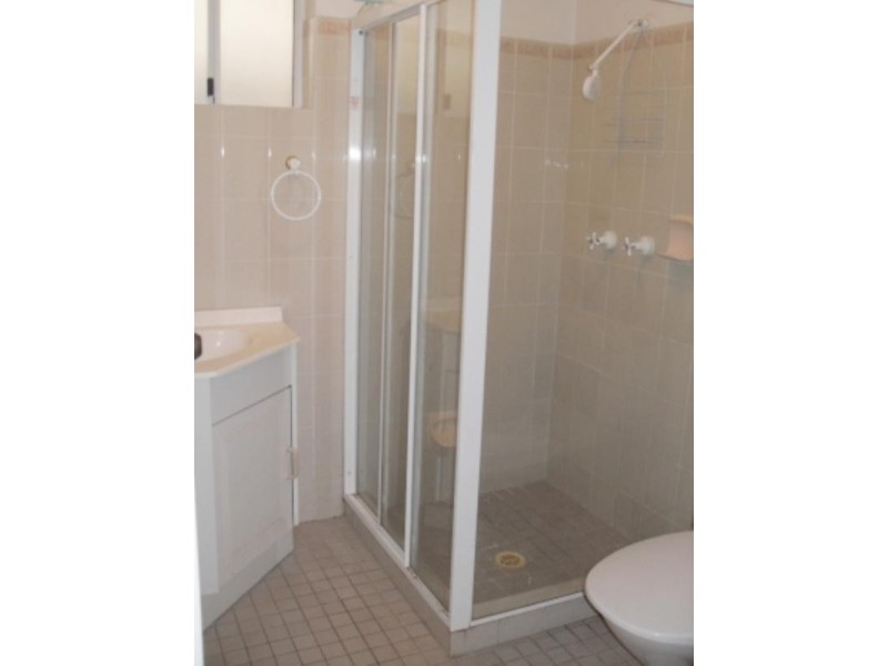 10/12 Little Street, Albion QLD 4010