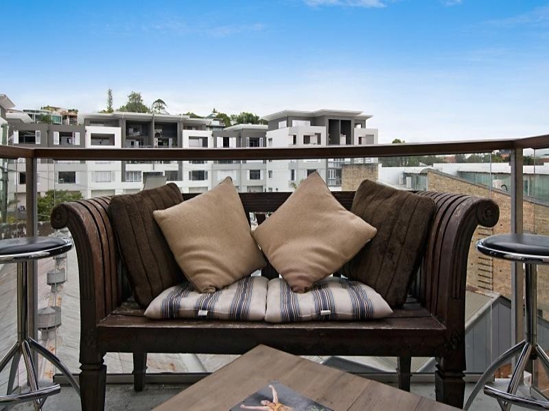 61/36 Vernon Terrace, Teneriffe QLD 4005