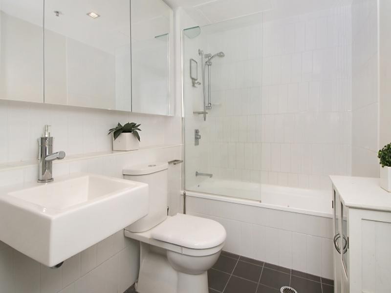 61/36 Vernon Terrace, Teneriffe QLD 4005