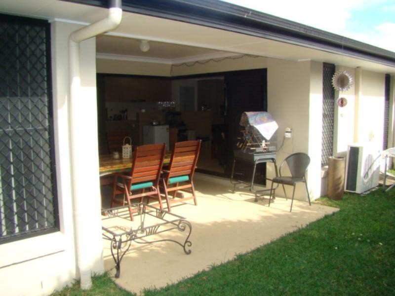 13 Daphne Place, Wakerley QLD 4154