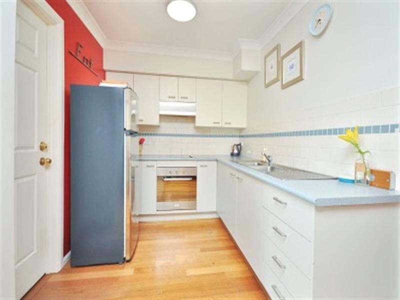 1/19 Annie Street, New Farm QLD 4005