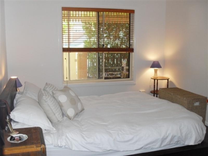 1/19 Annie Street, New Farm QLD 4005