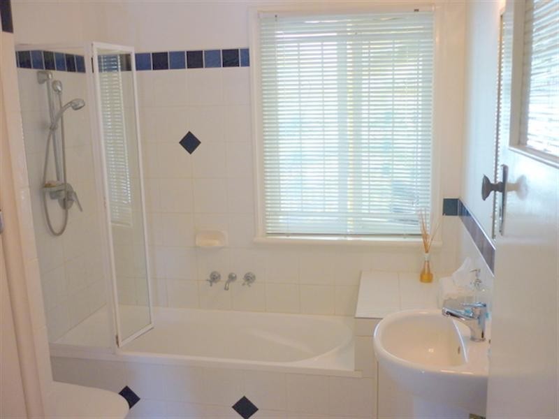 76 Gold Street, Banyo QLD 4014