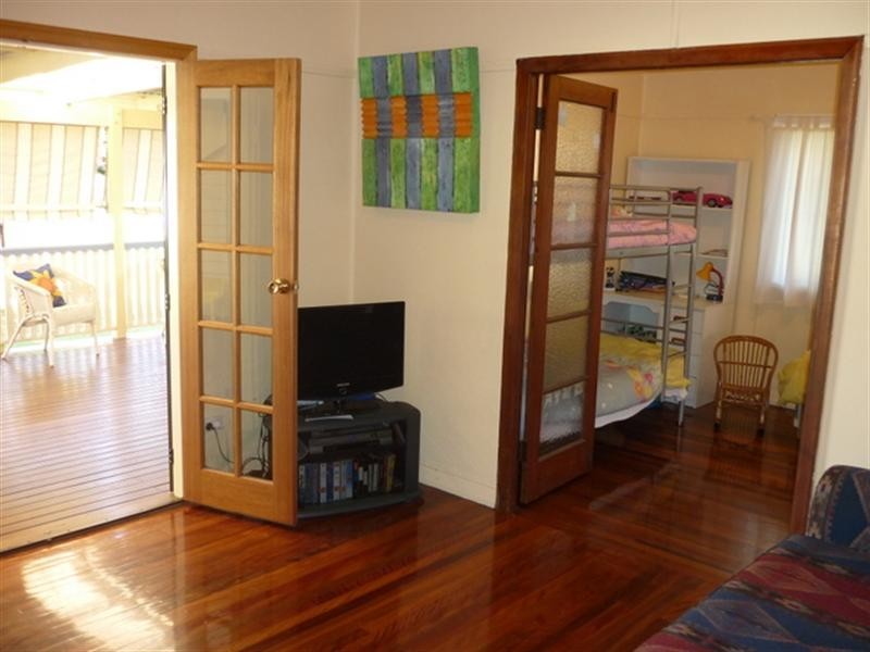 76 Gold Street, Banyo QLD 4014