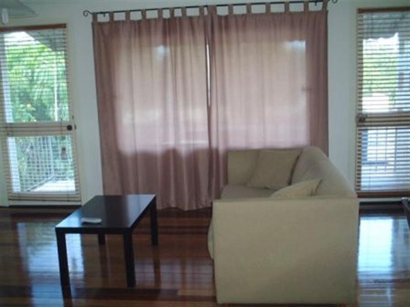 2&3/55 Shafston Avenue, Kangaroo Point QLD 4169