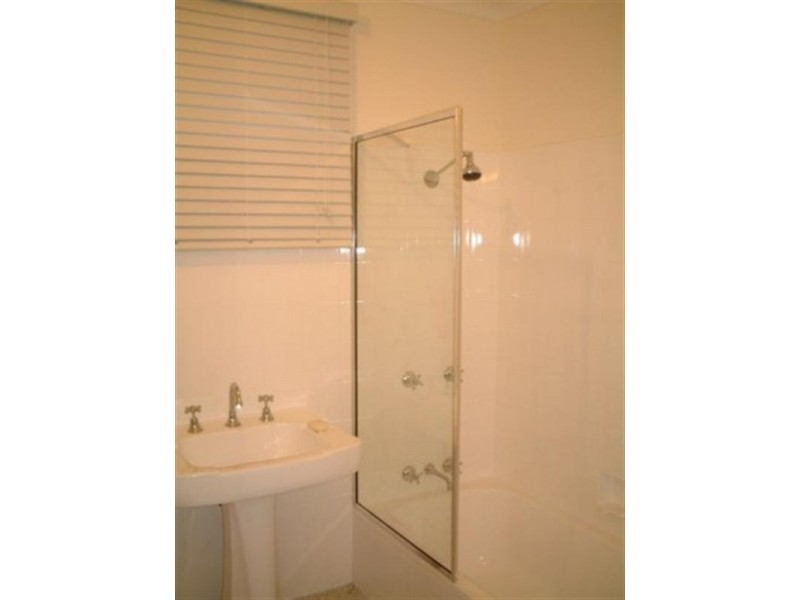 2&3/55 Shafston Avenue, Kangaroo Point QLD 4169