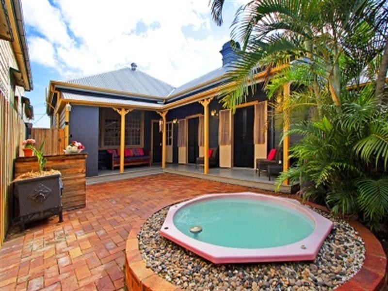 231 Arthur Street, Newstead QLD 4006