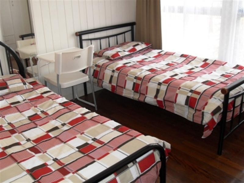 2/55 Shafston Avenue, Kangaroo Point QLD 4169