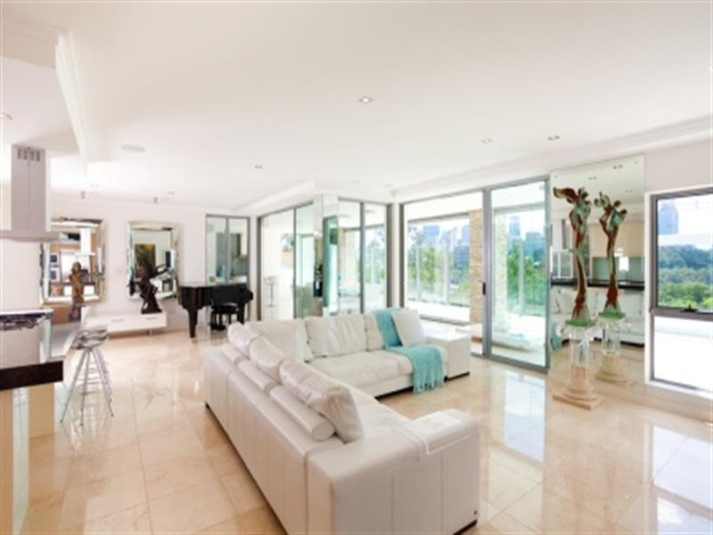 1/68 Lower River Terrace, Kangaroo Point QLD 4169