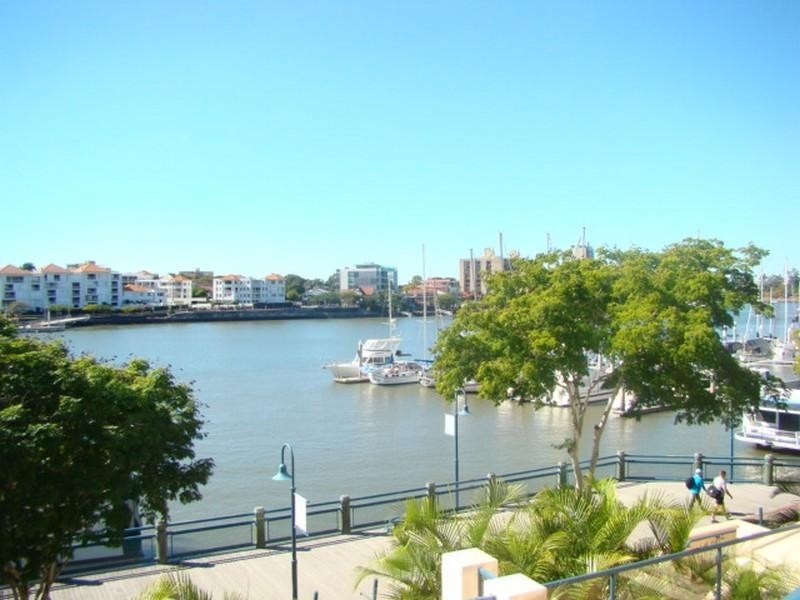 7/2 Goodwin Street, Kangaroo Point QLD 4169