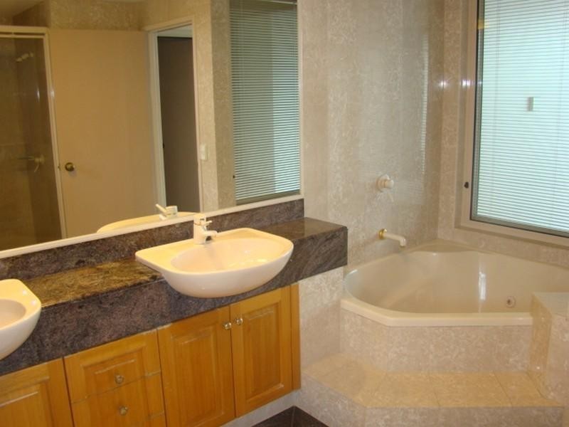 7/2 Goodwin Street, Kangaroo Point QLD 4169