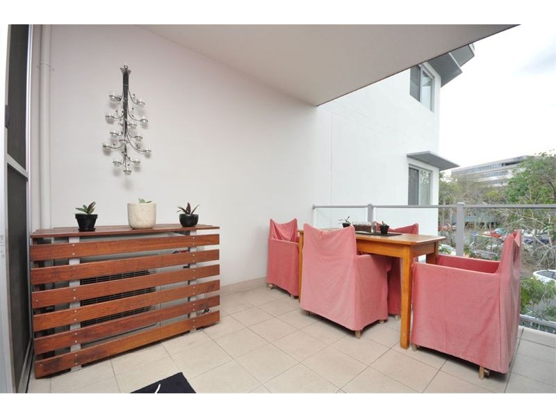 202/333 Water Street, Fortitude Valley QLD 4006