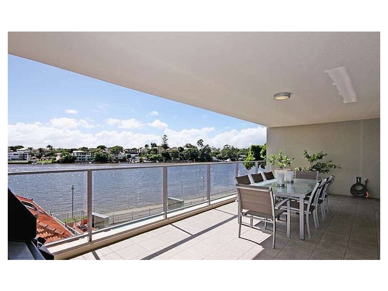 3312/30 Hollins Crescent, New Farm QLD 4005